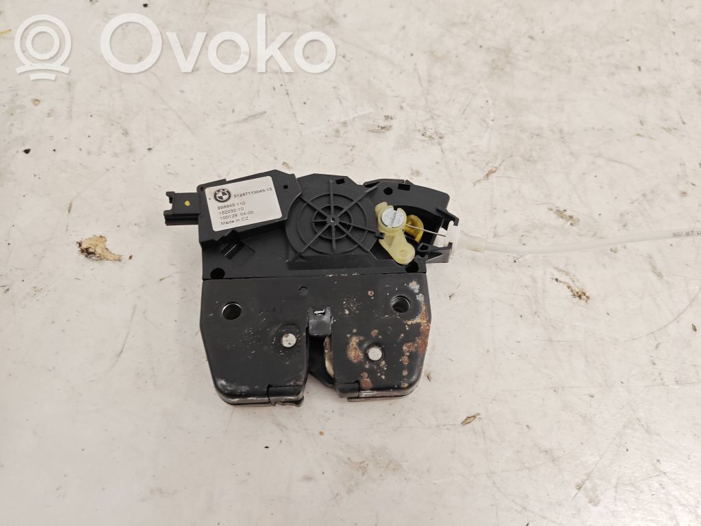 BMW 3 E90 E91 Spyna galinio dangčio 