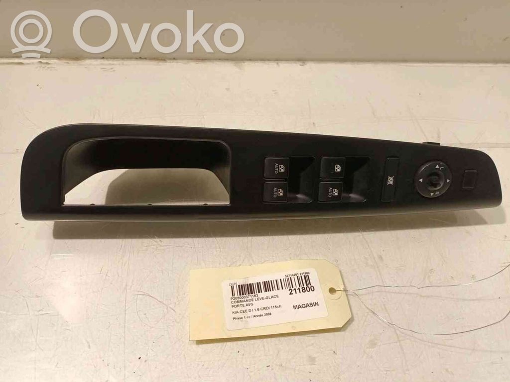 Electric window control switch   935701H100EQ
