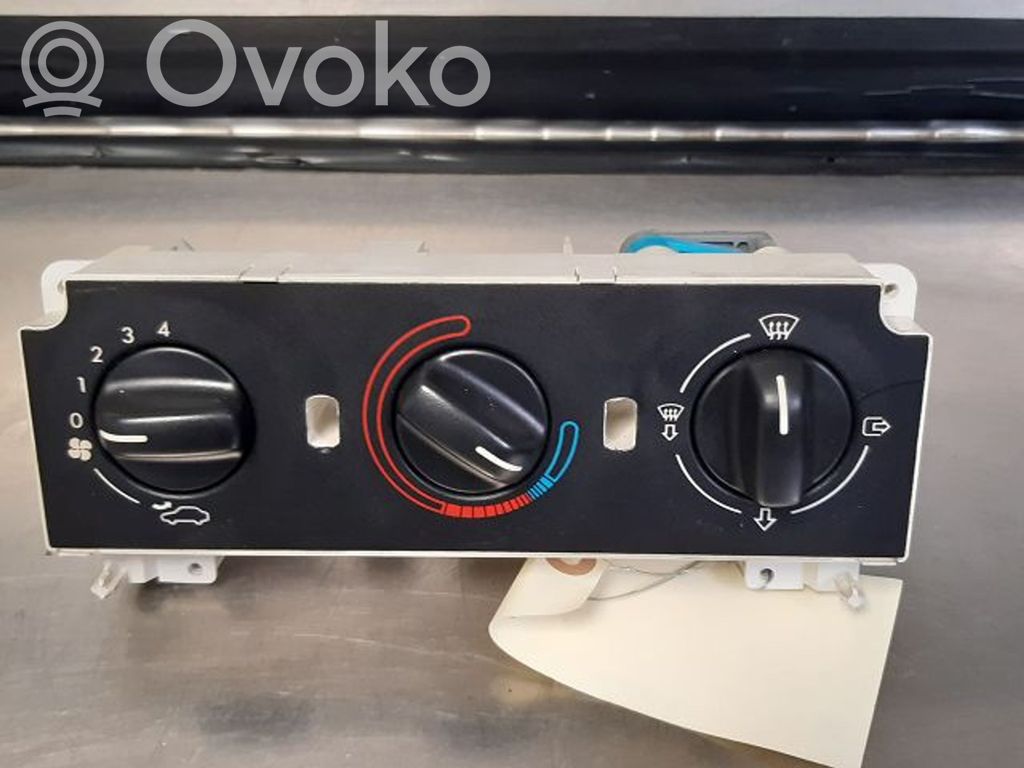 Peugeot 306 Climate control unit 