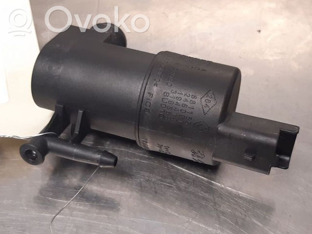 Renault Master III Windscreen/windshield washer pump 