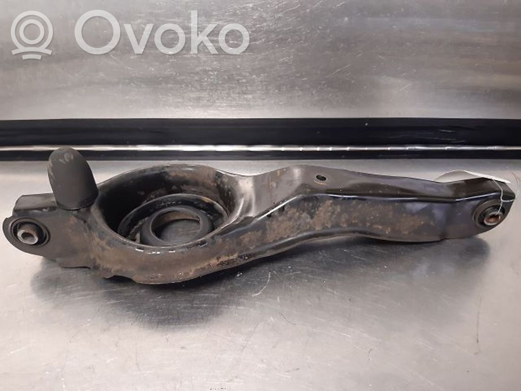 Ford Focus Рычаг 