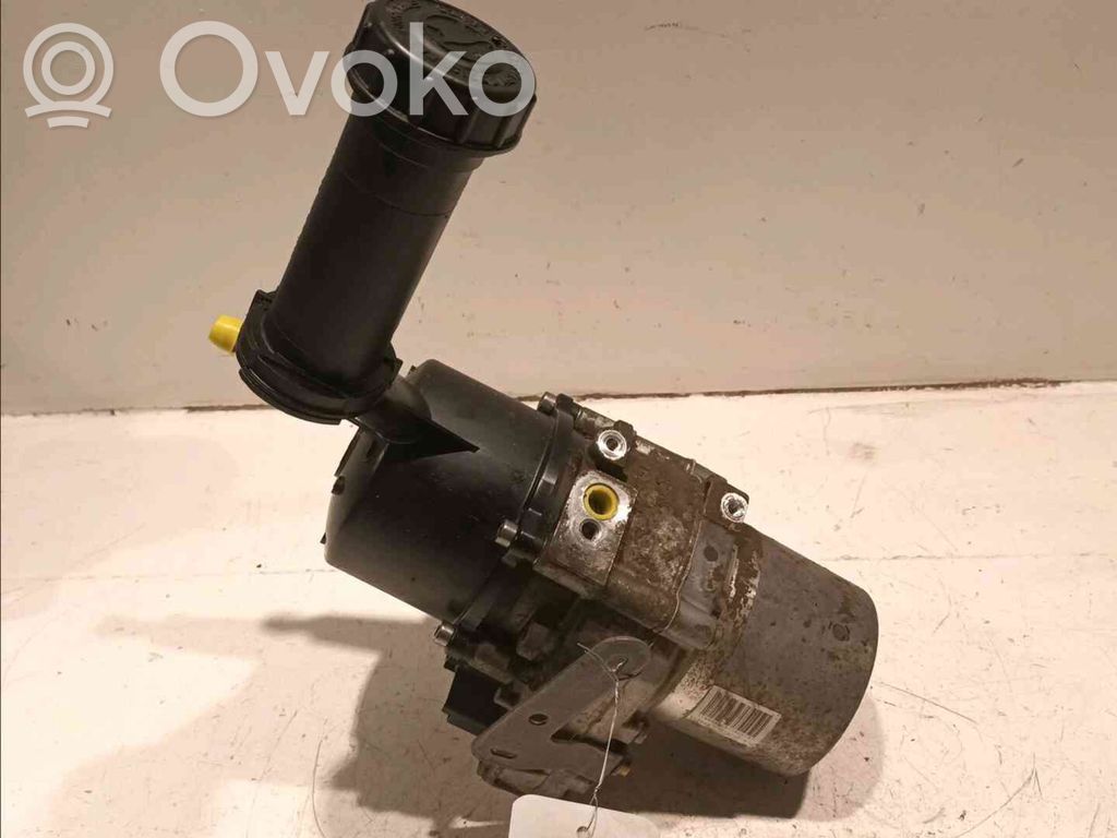 Citroen C4 II Ohjaustehostimen pumppu 