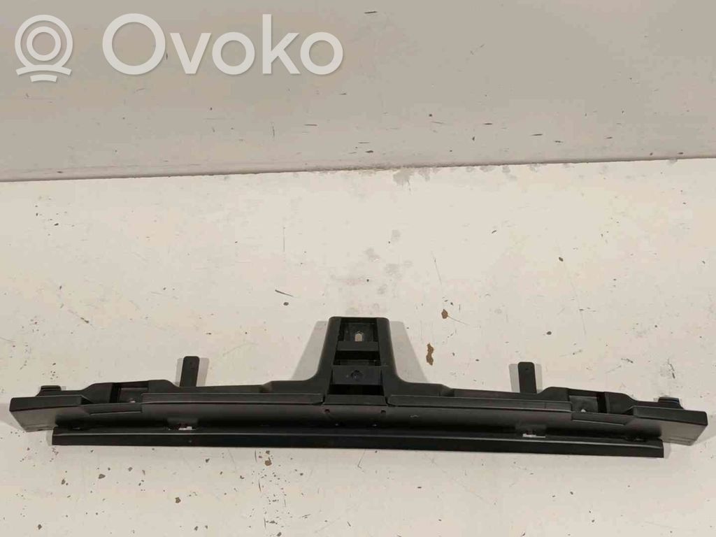 Citroen DS4 Takapuskurin kannake 