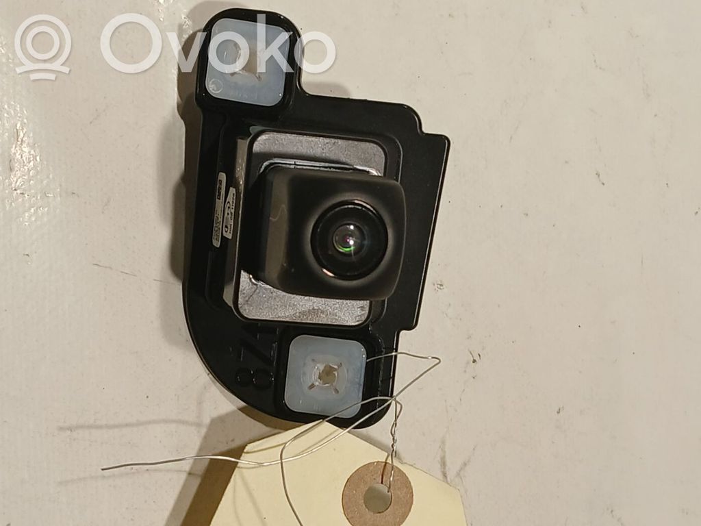Toyota Yaris XP210 Camara trasera coche 