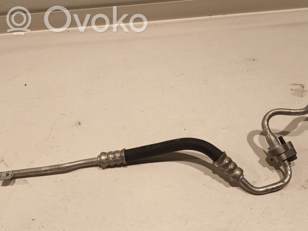 Ilmastointilaitteen putki (A/C)   924405MS2A