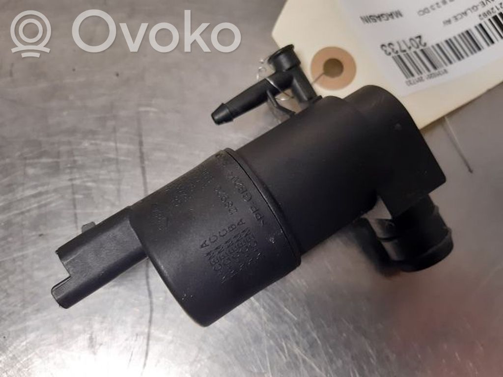 Renault Master III Windscreen/windshield washer pump 