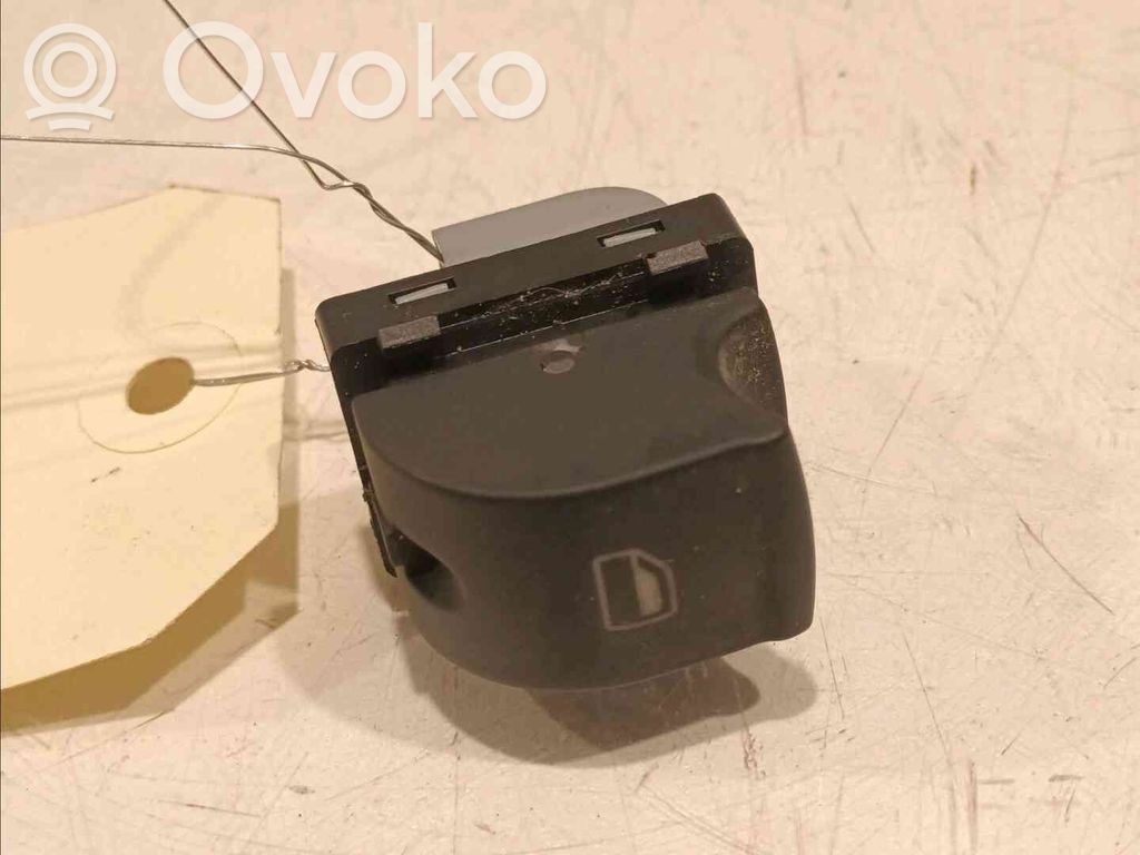 Audi A6 S6 C6 4F Electric window control switch 