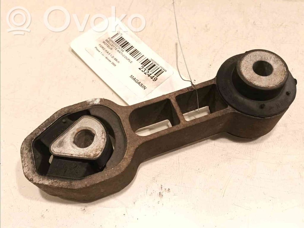 Engine mount bracket   1583110