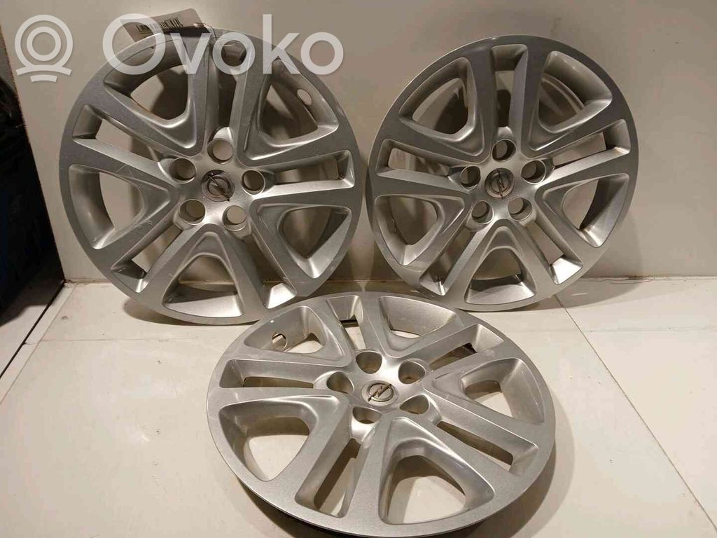 Opel Astra K Alkuperäinen pölykapseli 