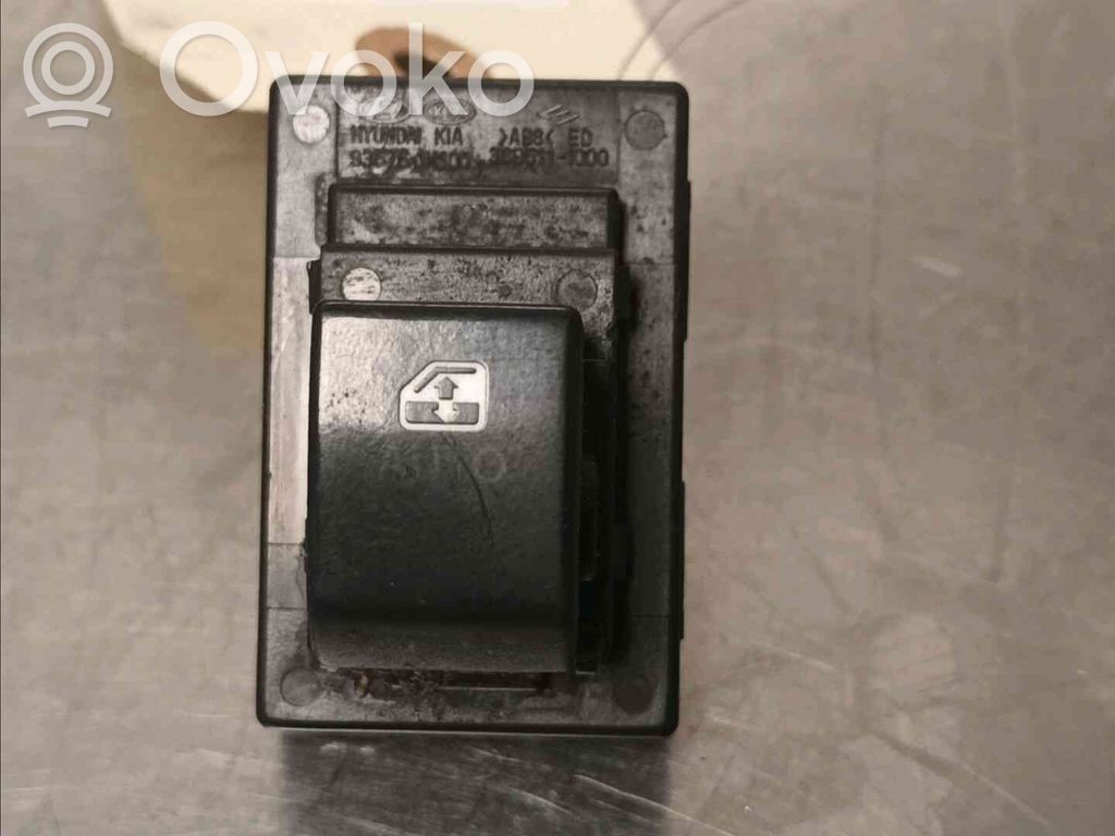 KIA Ceed Electric window control switch 