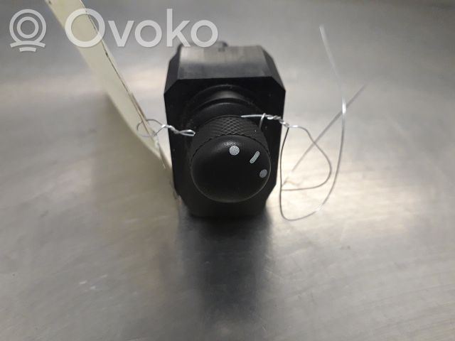Opel Agila B Wing mirror switch 