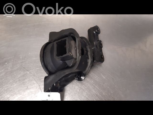 Peugeot 208 I Engine mounting bracket 