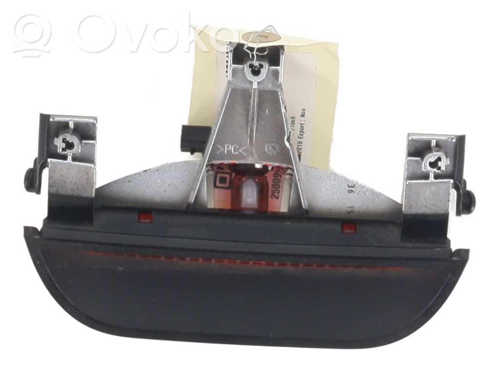 Renault Dacia Duster Third/center stoplight 