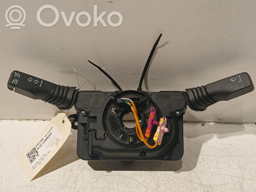Opel Zafira B Wiper turn signal indicator stalk/switch 