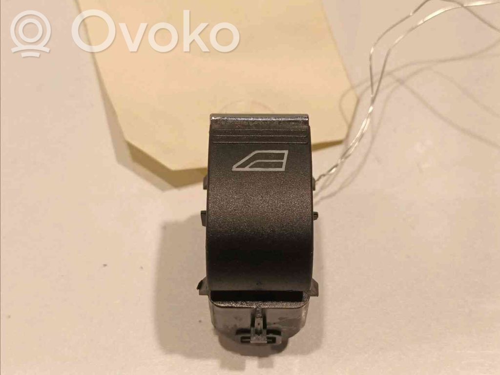 Electric window control switch   1746832