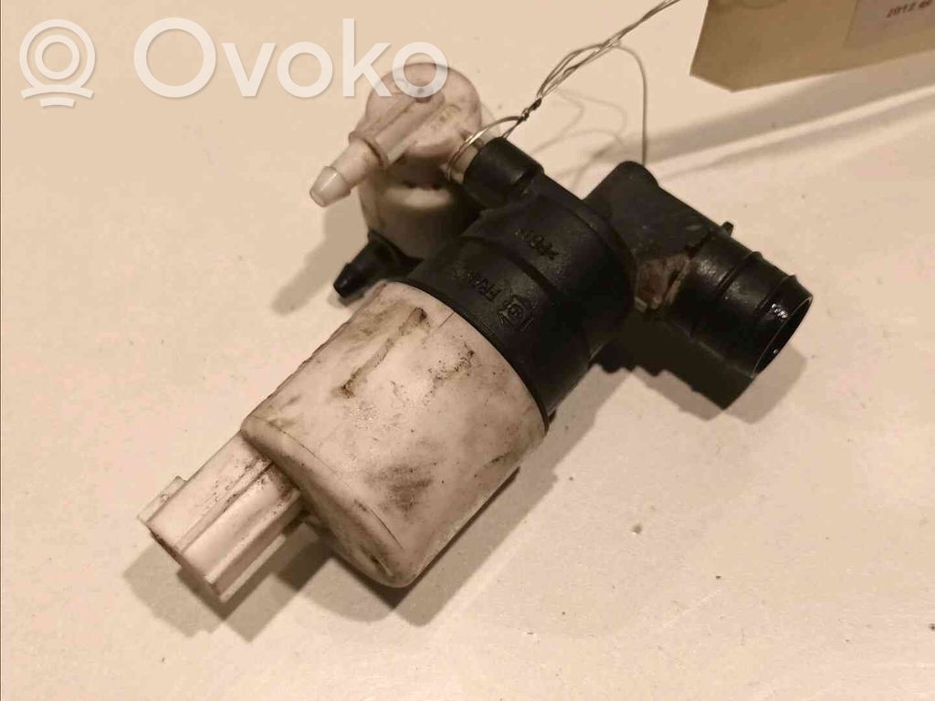 Ford C-MAX II Windscreen/windshield washer pump 