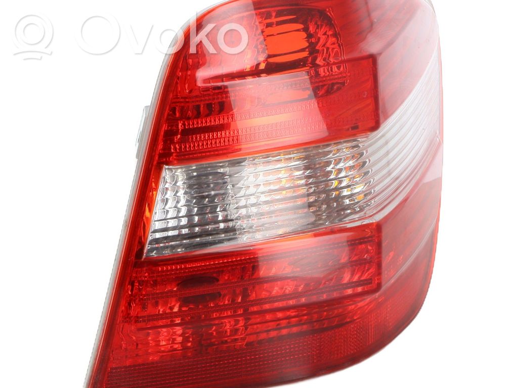Mercedes-Benz ML W164 Lampa tylna 