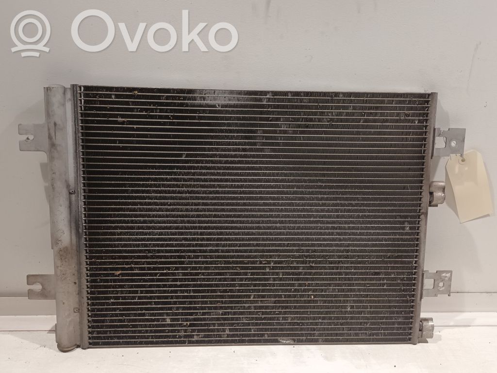 Renault Dacia Duster Radiateur condenseur de climatisation 