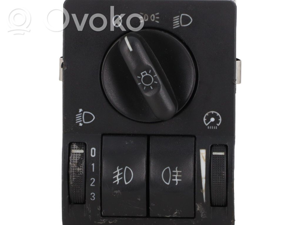 Opel Corsa C Light switch 
