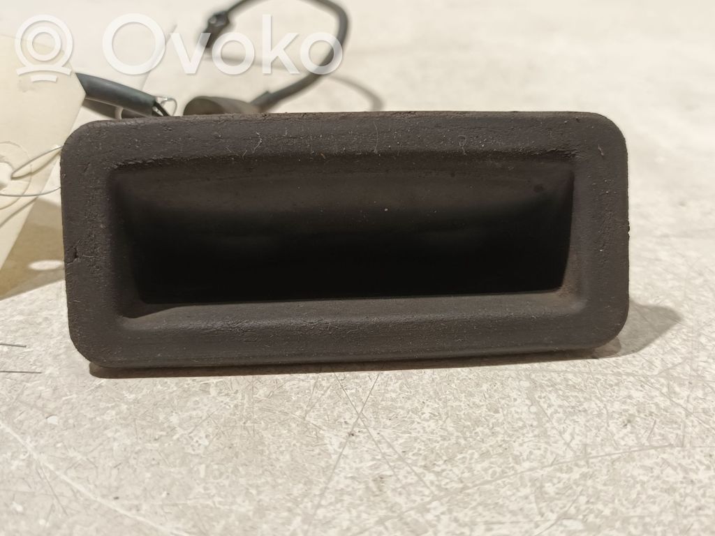 Ford Focus Tailgate/trunk/boot exterior handle 