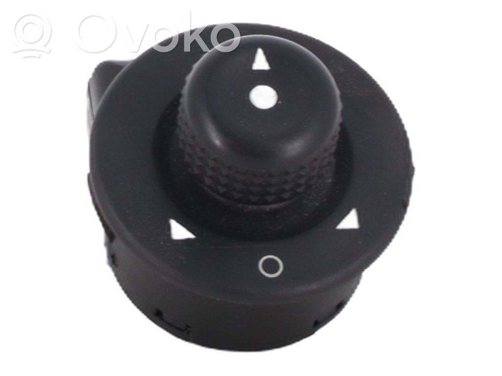 Citroen C3 Wing mirror switch 