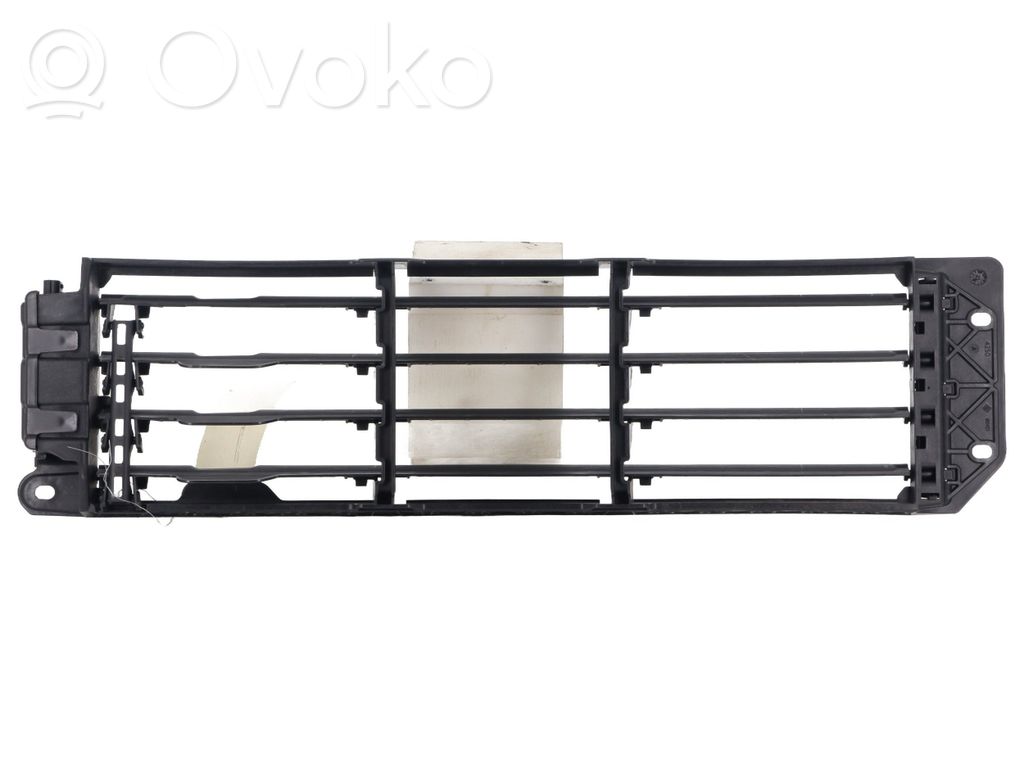 Renault Clio V Front bumper upper radiator grill 