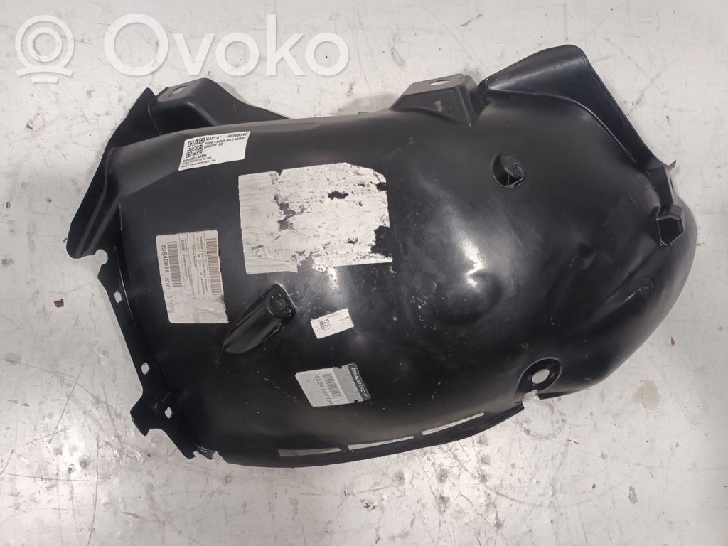 Renault Clio IV Nadkole przednie 