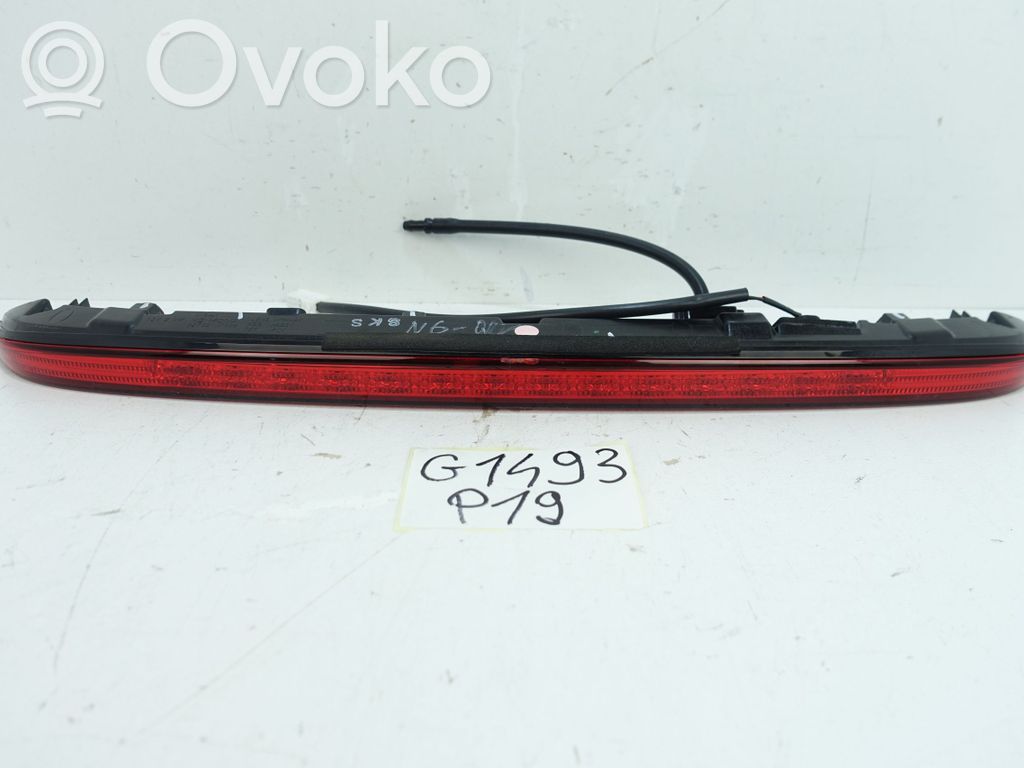 Luz de freno adicional/tercera   92700,92700J7300