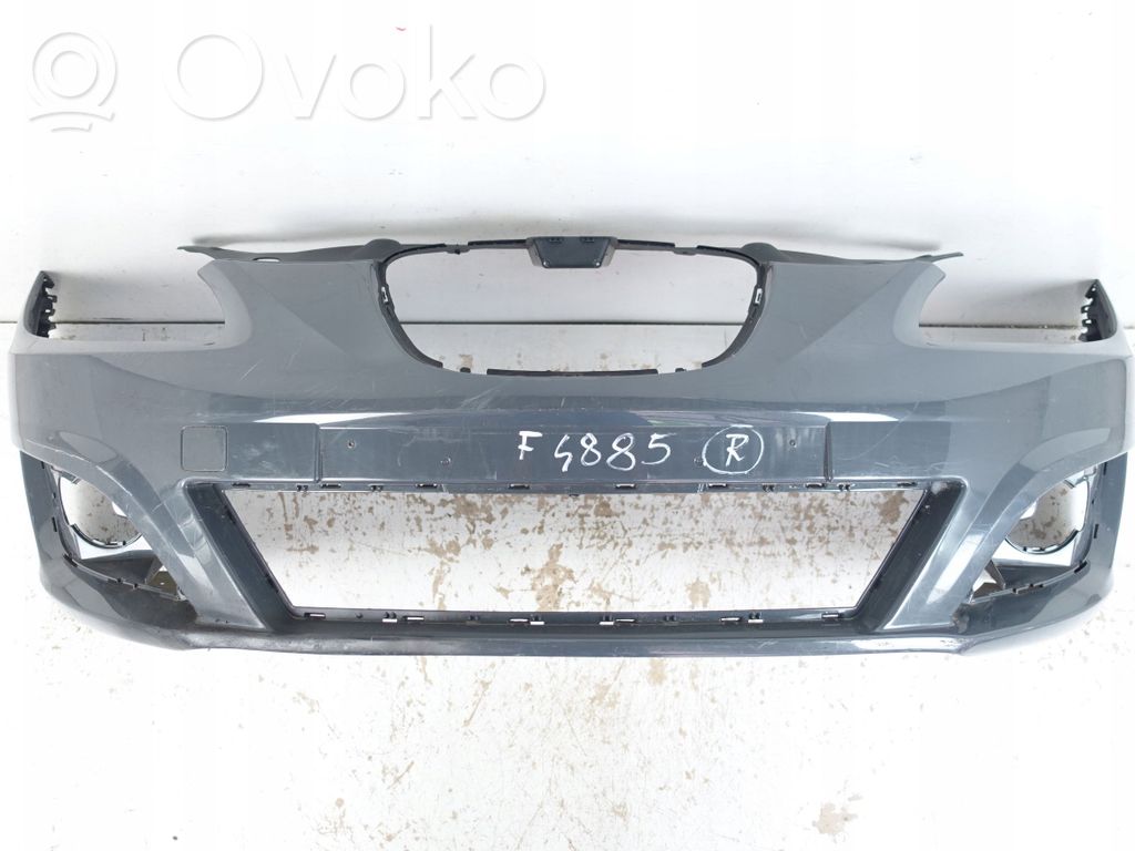Front bumper   1P0807221M