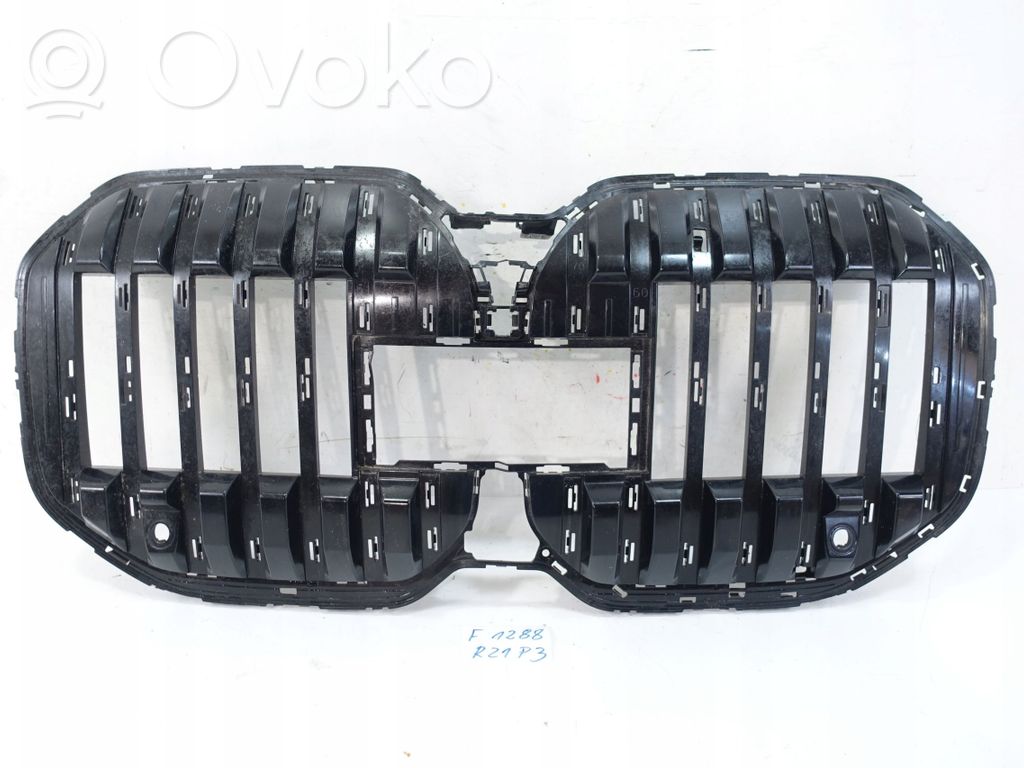 Oberes Gitter vorne   5113188013,511318801310