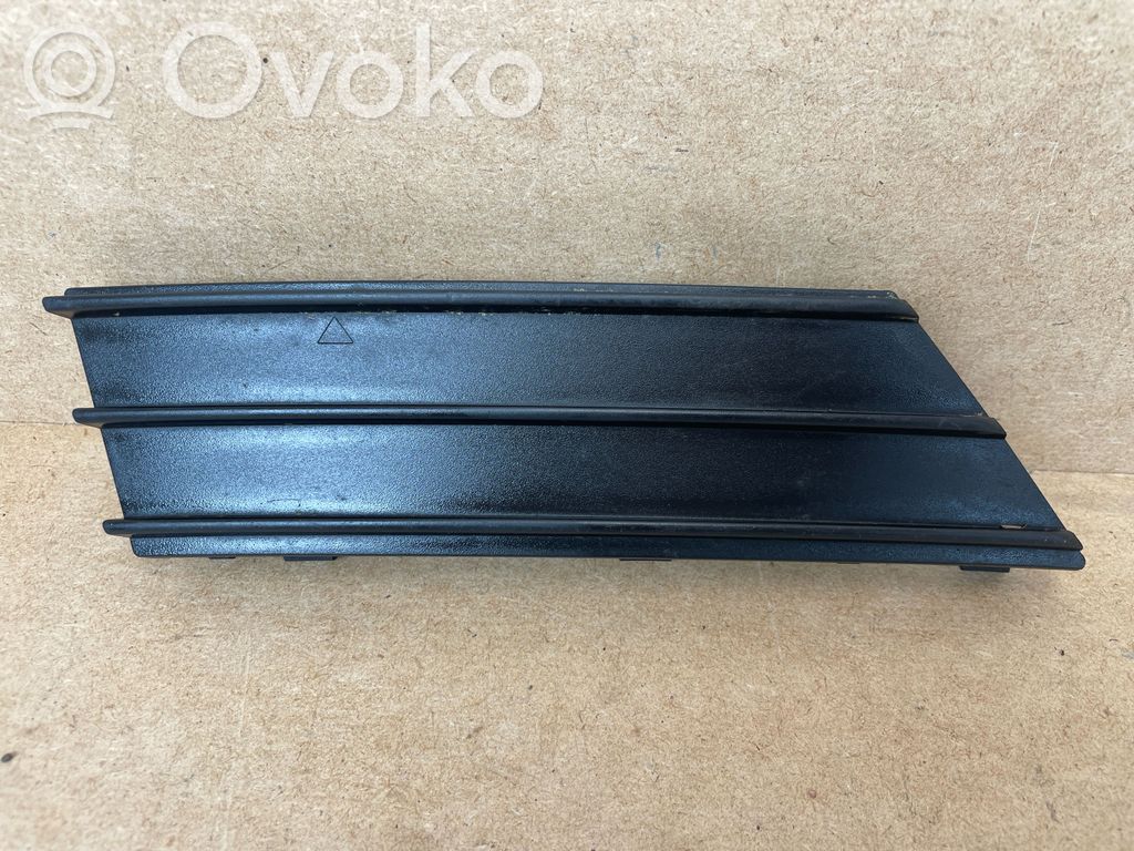 Porsche Taycan 9J1 Capac orificiu tractare bară spate 