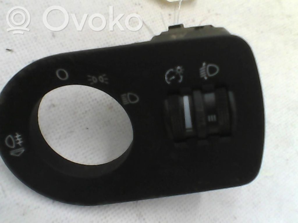 Audi A1 Headlight level height control switch 
