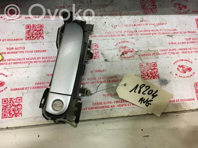 Klamka zewnętrzna drzwi przednich   4B1837207GRU