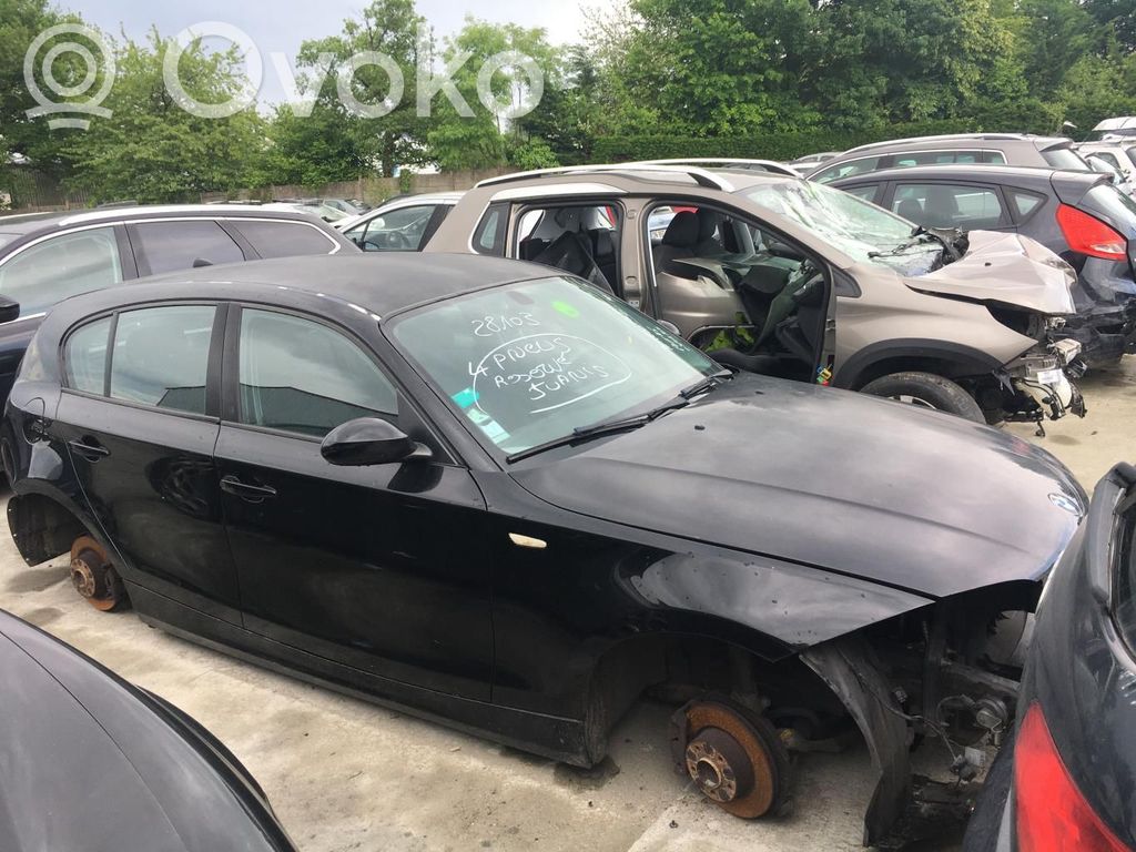 BMW 1 E81 E87 Pyyhinkoneiston lista 