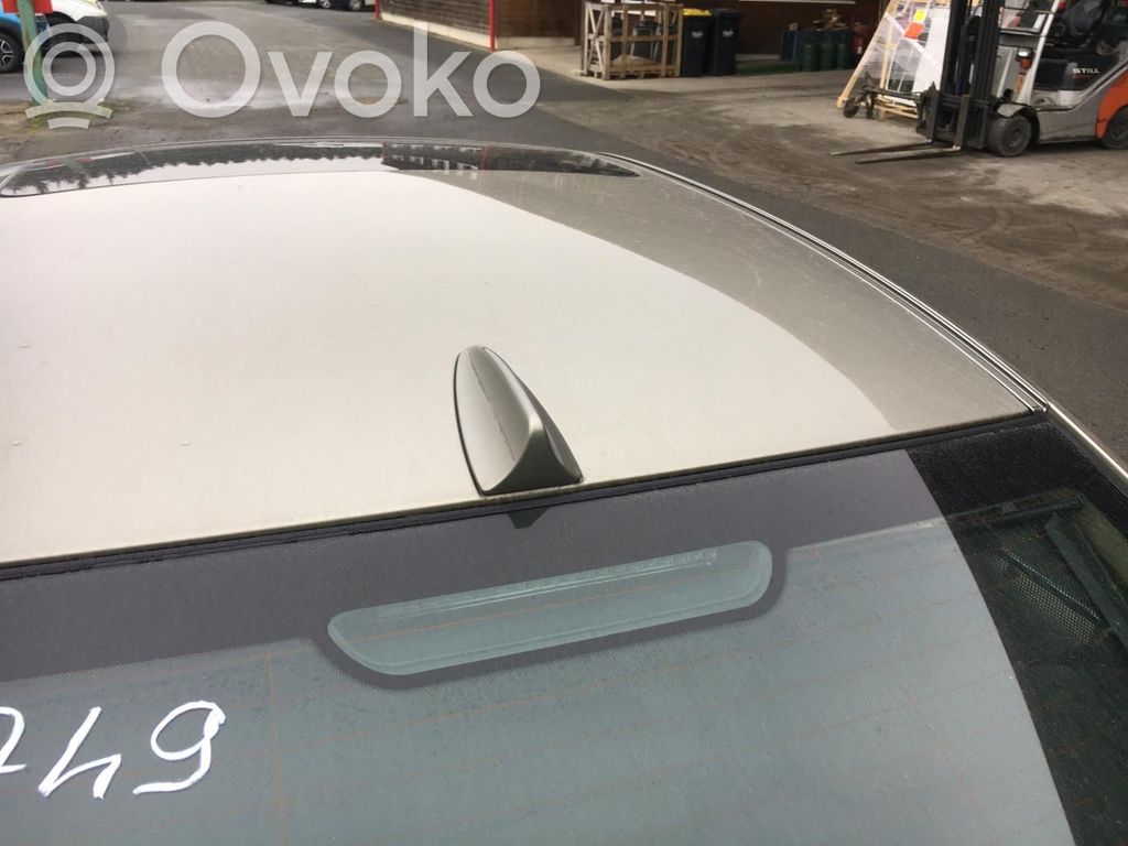 BMW 5 E60 E61 Radion antenni 