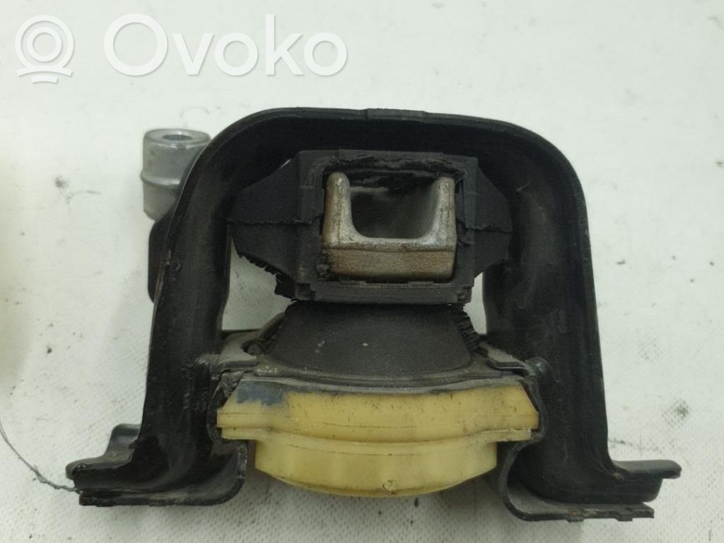 Citroen C3 Engine mount bracket 