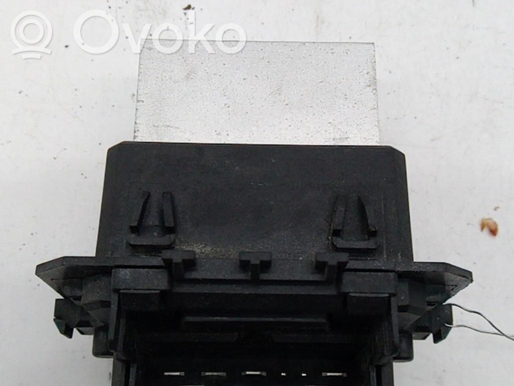 Citroen C4 II Rezystor / Opornik dmuchawy nawiewu 