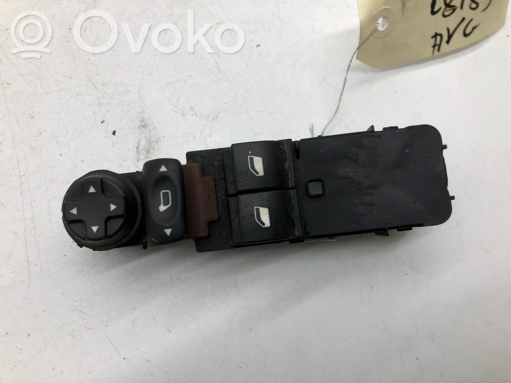 Citroen C4 II Electric window control switch 