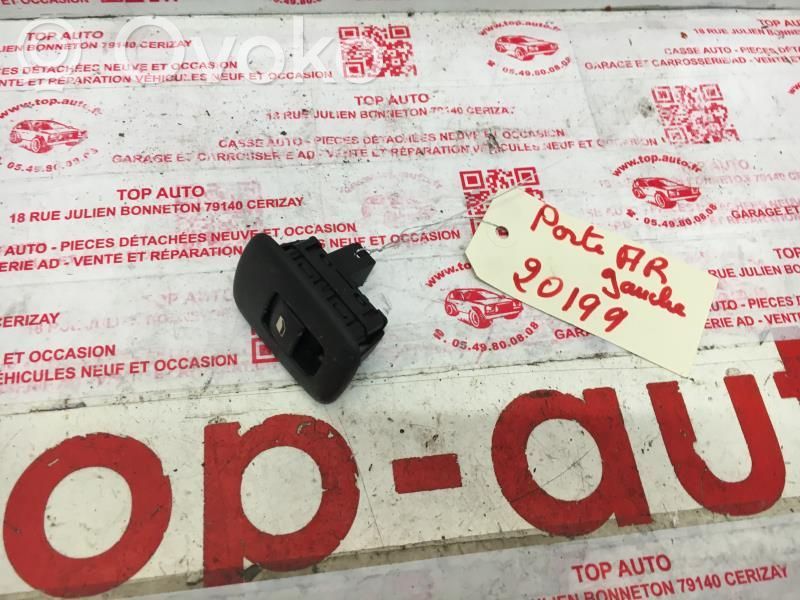 Electric window control switch   6490C6