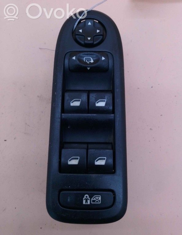 Citroen C5 Electric window control switch 