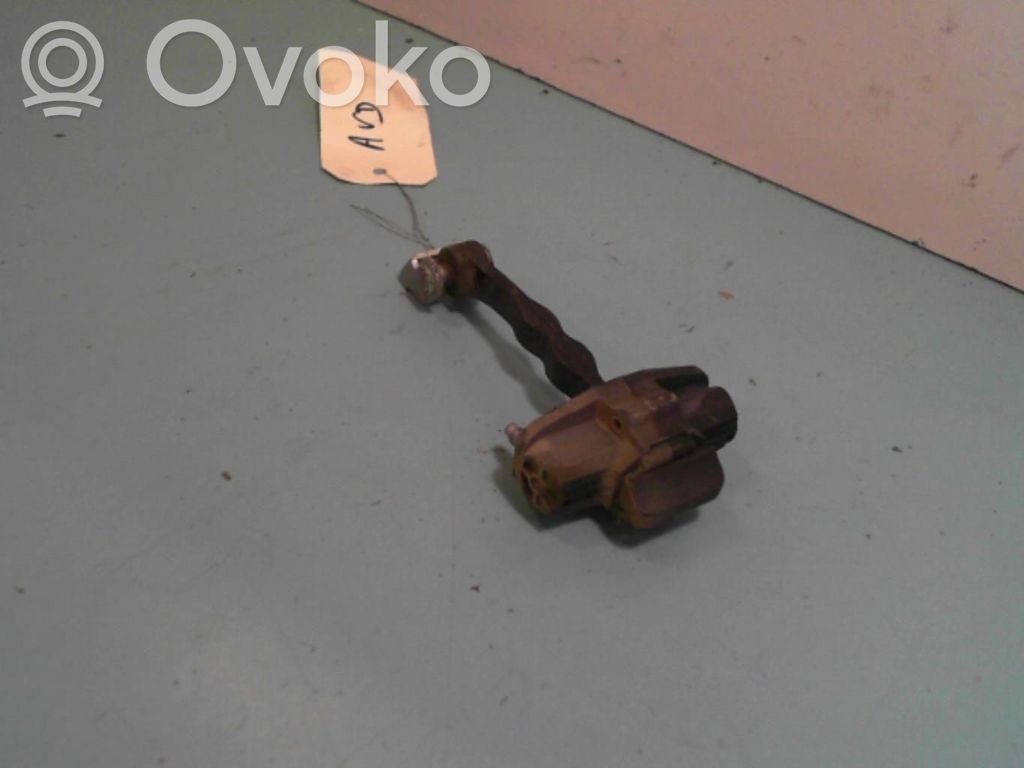 Citroen Nemo Etuoven pidätin 