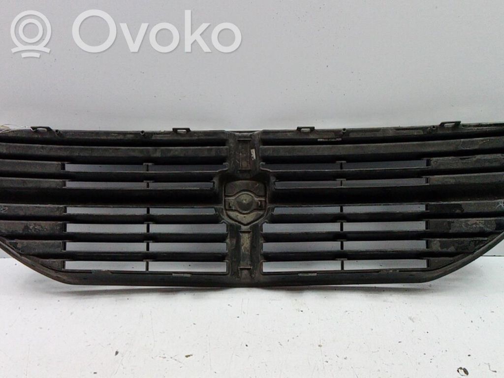 Dodge Caliber Front grill 