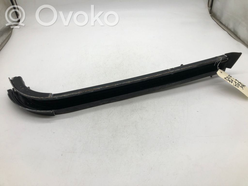 Ford B-MAX Apakšējā sliedīte 