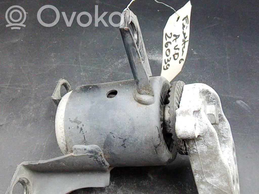 Ford Fiesta Engine mount bracket 