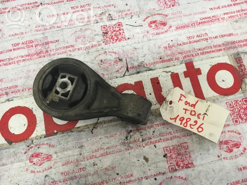 Ford Focus Engine mount bracket 