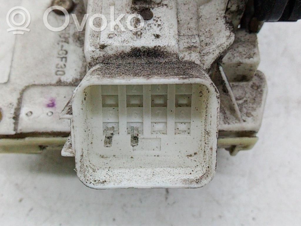 Ford Focus Aizmugurē slēdzene 