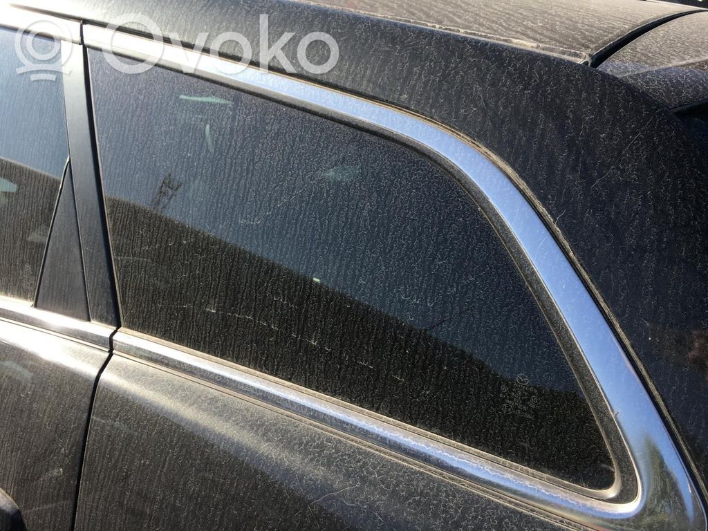 Mazda CX-7 Rear side window 