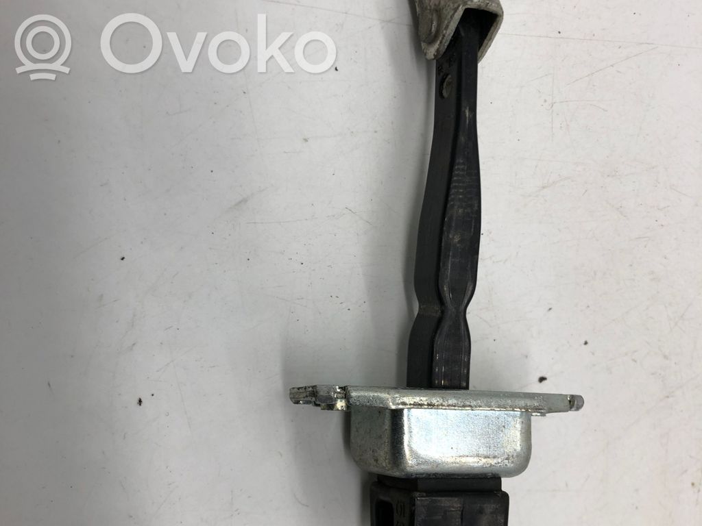 Mitsubishi ASX Etuoven pidätin 