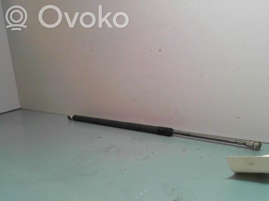 Nissan Note (E11) Tailgate/trunk strut/damper 