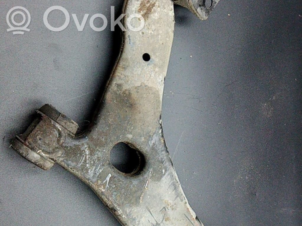 Ford Focus Front lower control arm/wishbone 